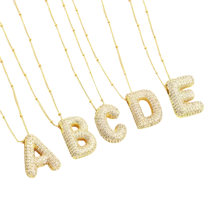 Conjunto de collar con letra de burbuja