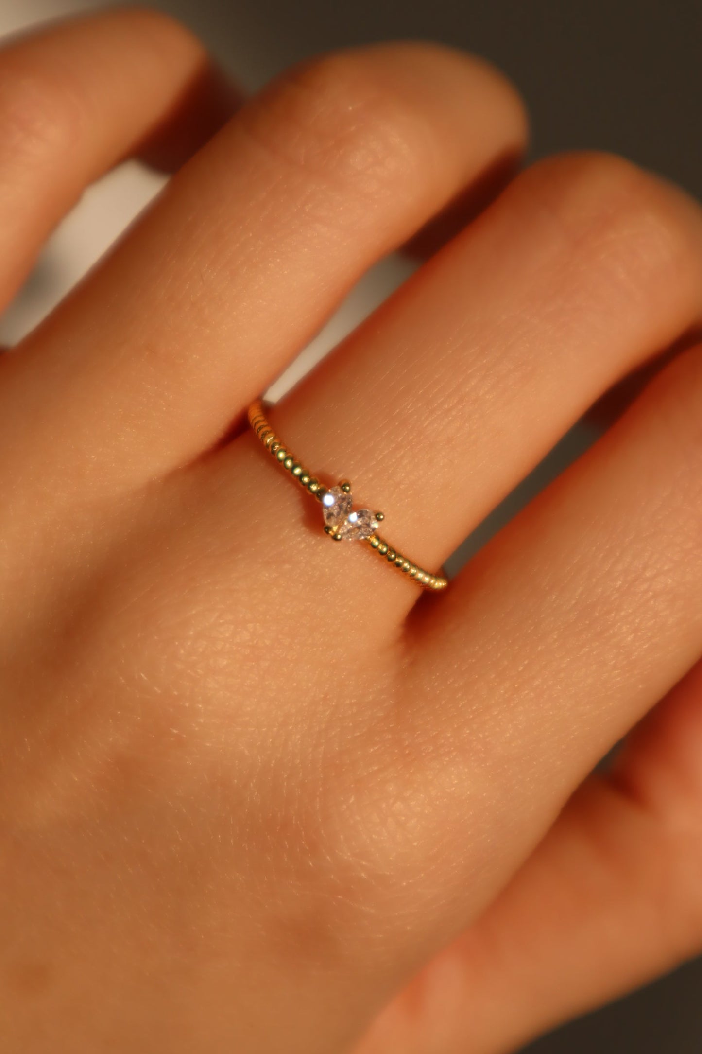 Anillo de corazón de diamantes