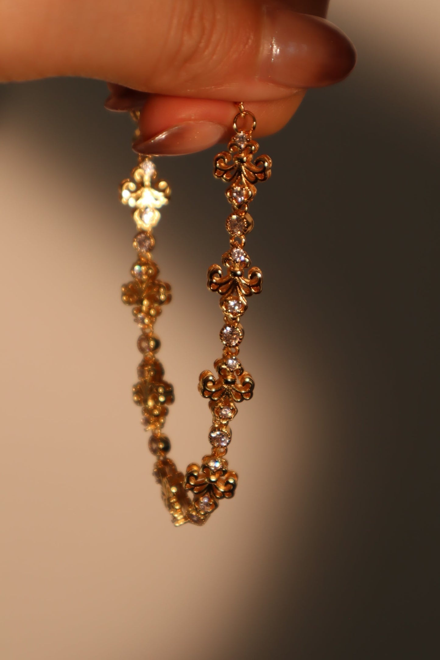 Pulsera Iris con múltiples diamantes