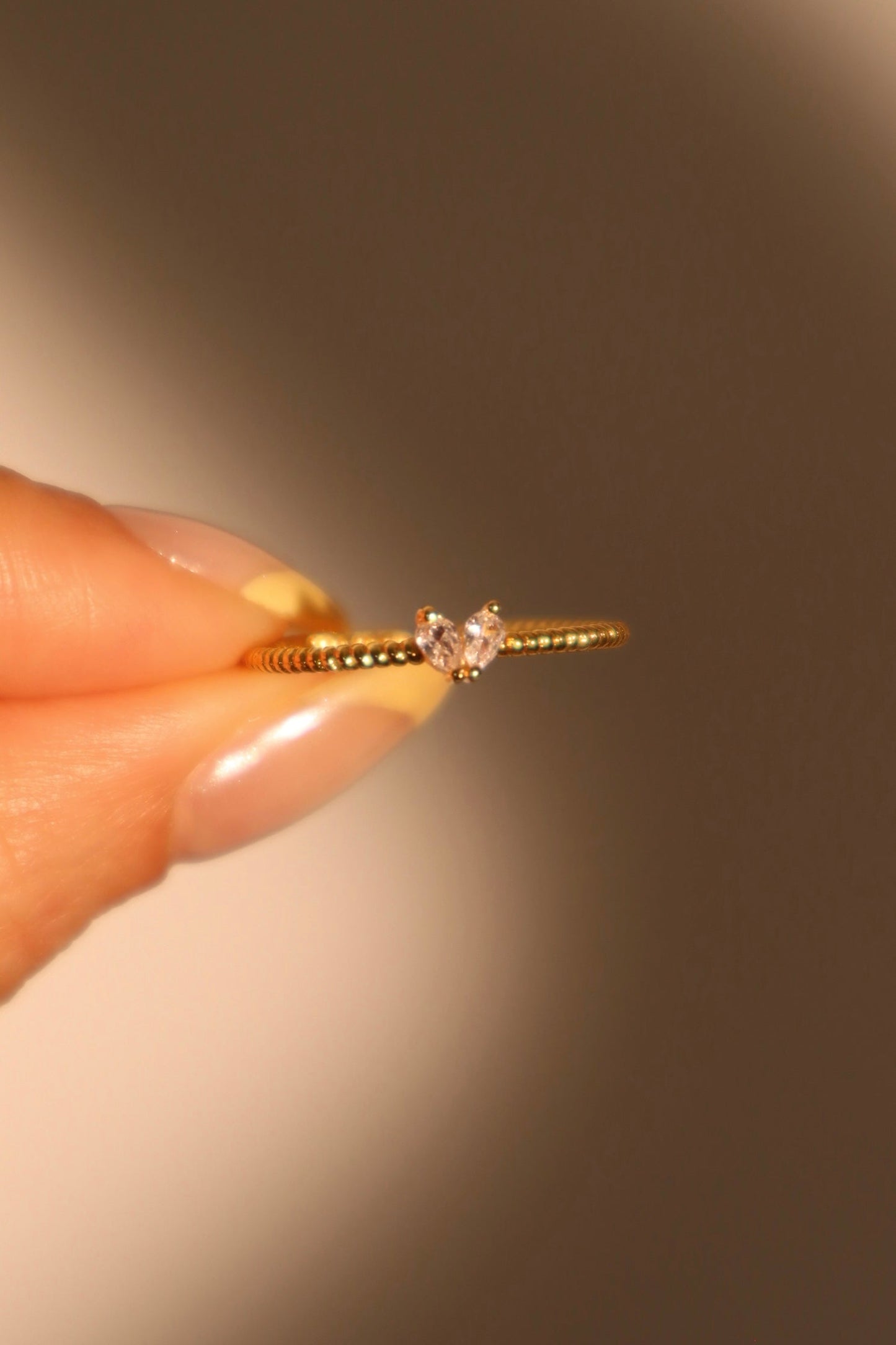 Anillo de corazón de diamantes