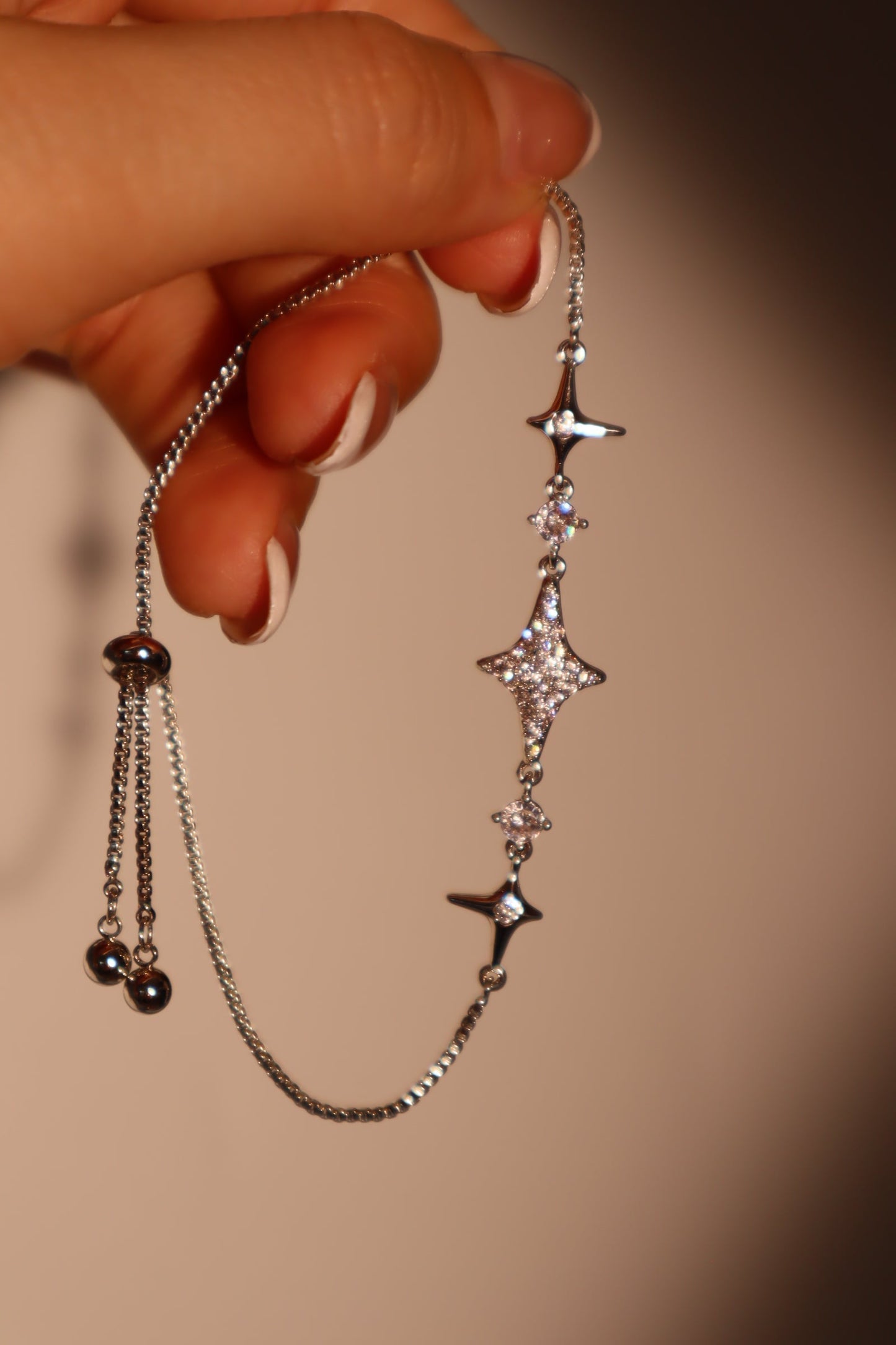 Pulsera con estrella polar de diamantes múltiples
