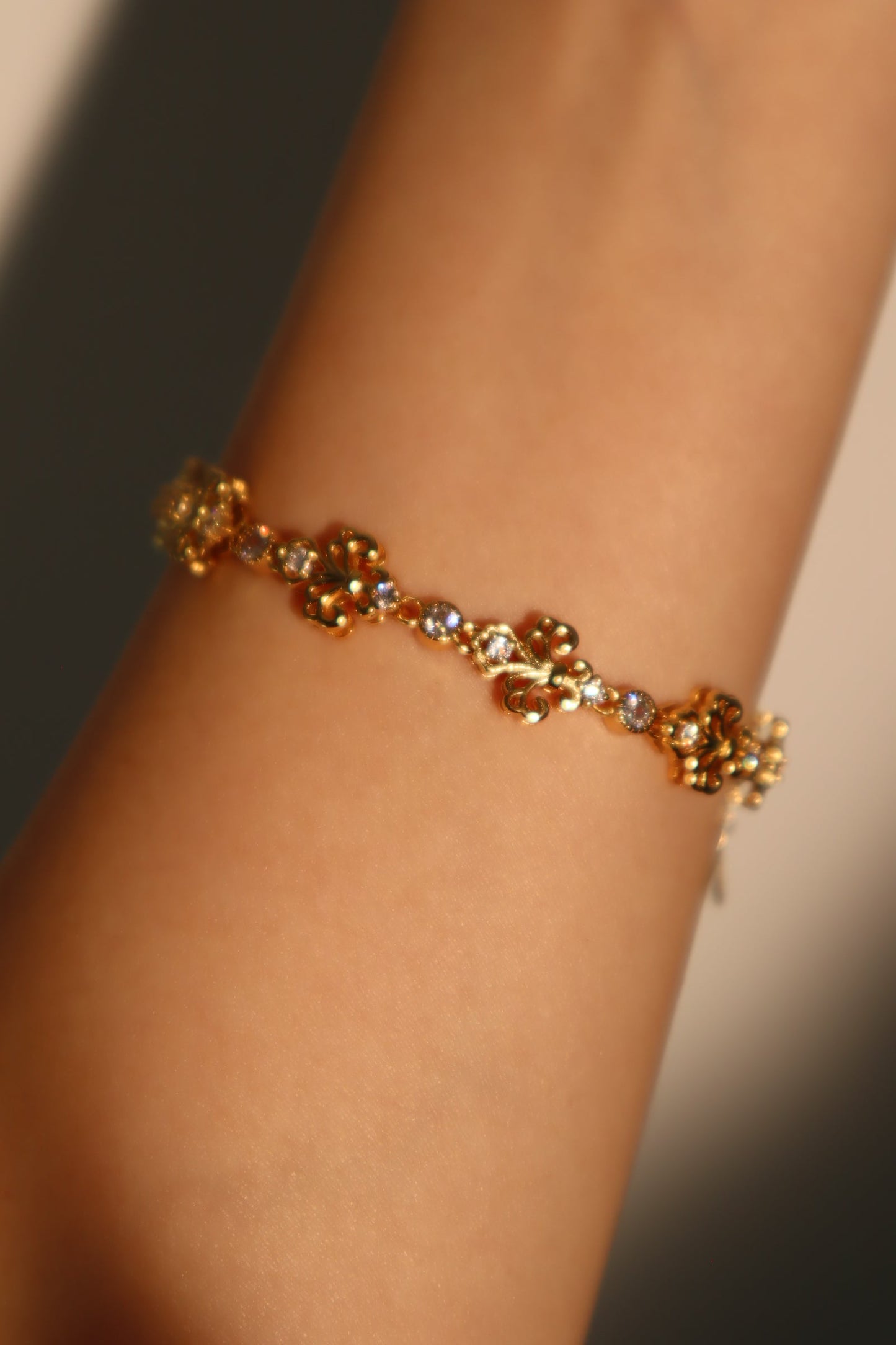 Pulsera Iris con múltiples diamantes