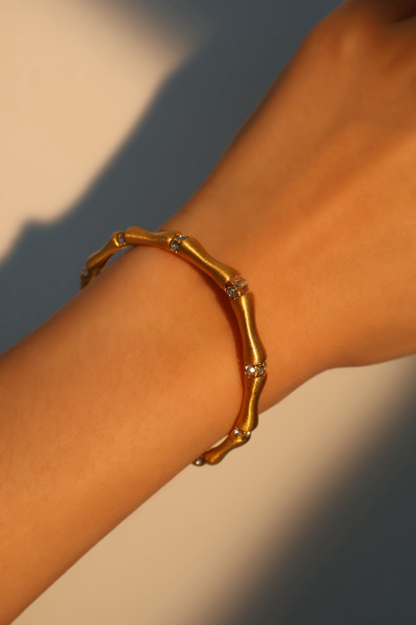 Pulsera de bambú con diamantes
