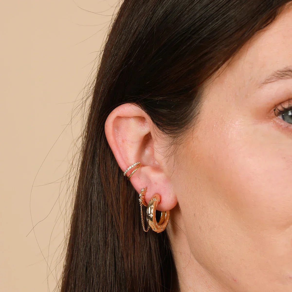 Aros cósmicos con aretes