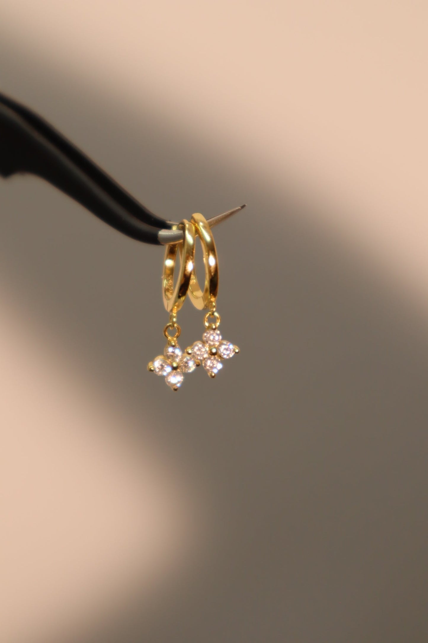 Aretes de aro Vermeil con hoja de la suerte