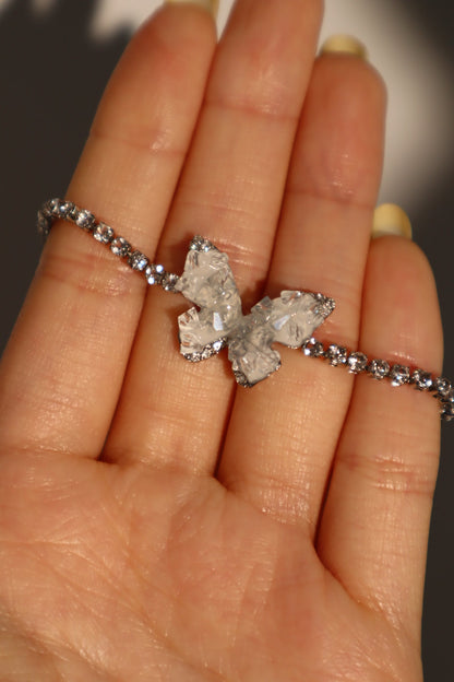 Pulsera con mariposa de cristal azul