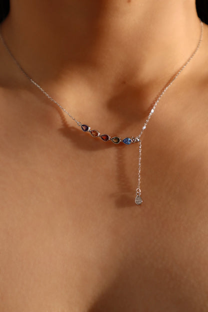 Collar con gota de gema de color