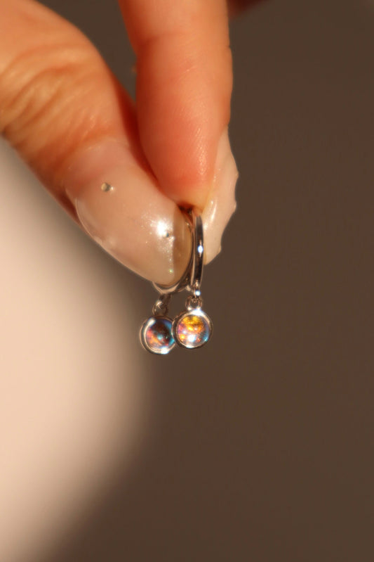 Aretes de aro con piedra de luna