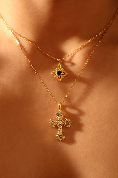 Cadena de encaje con gemas azules en vermeil