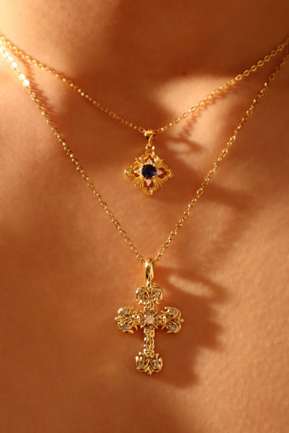 Cadena de encaje con gemas azules en vermeil