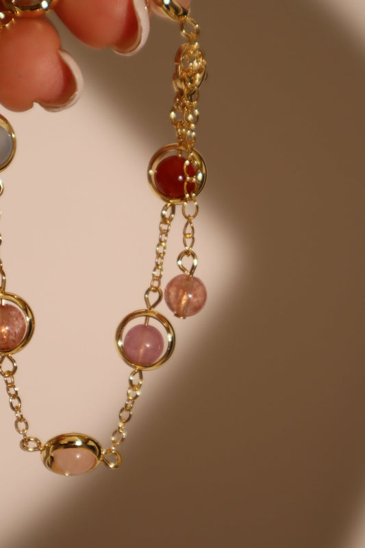 Pulsera con piedras de luna multicolores