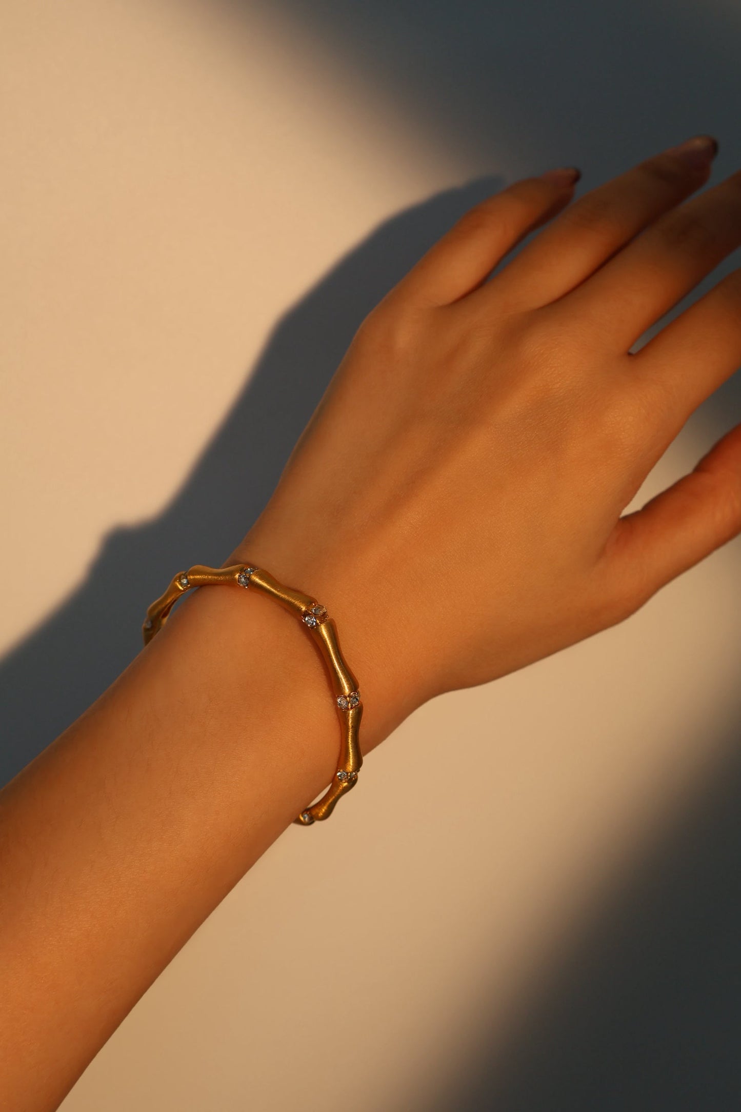 Pulsera de bambú con diamantes