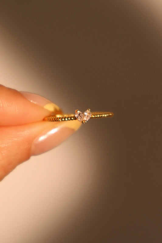 Anillo de corazón de diamantes