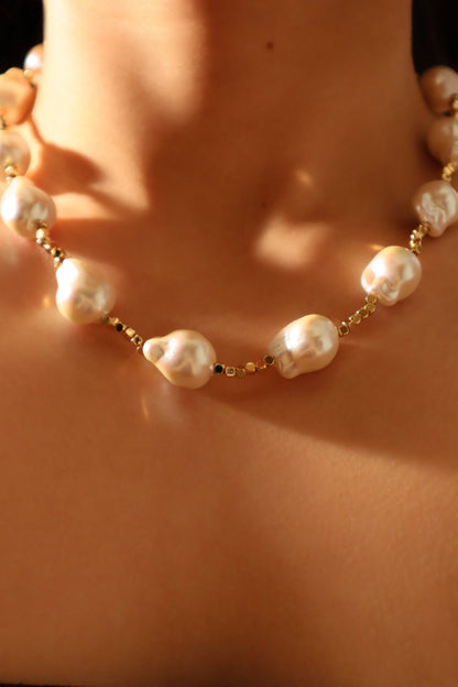Collar de perlas barrocas múltiples