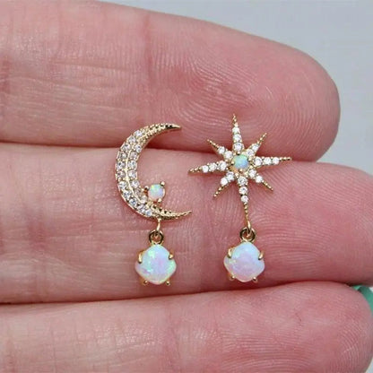 Pendientes de Luna y Estrella hechos de Oro y Opalo