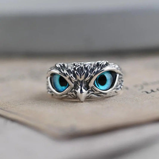 Anillo ajustable de búho de la buena suerte en plata y ópalo