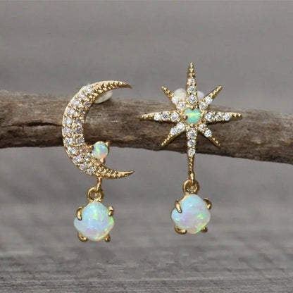 Pendientes de Luna y Estrella hechos de Oro y Opalo