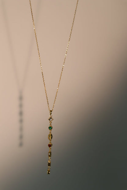 Collar con cadena de gemas de colores en vermeil