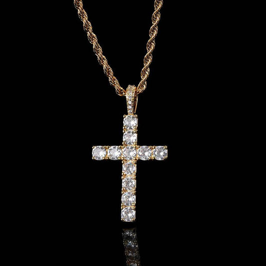 Collar de cruz de moissanita