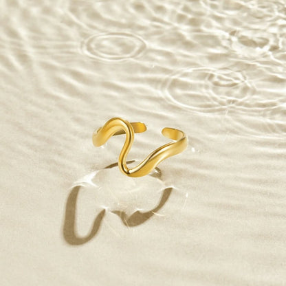 Anillo Ondulado Dorado