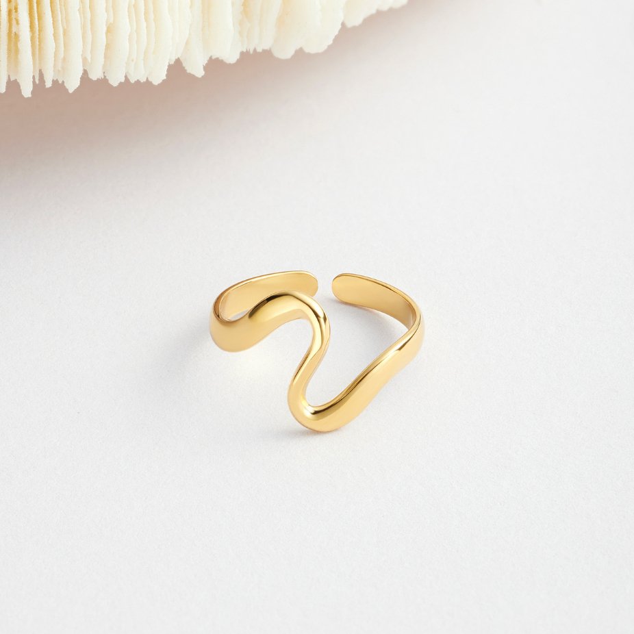 Anillo Ondulado Dorado