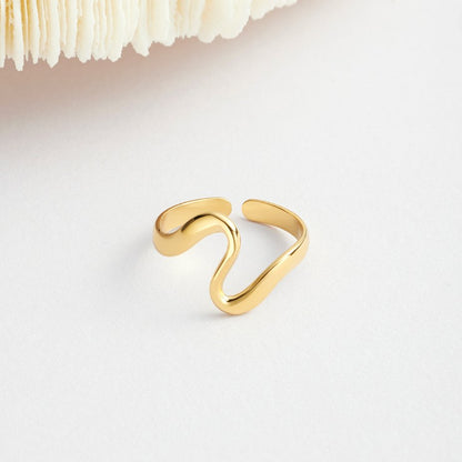 Anillo Ondulado Dorado