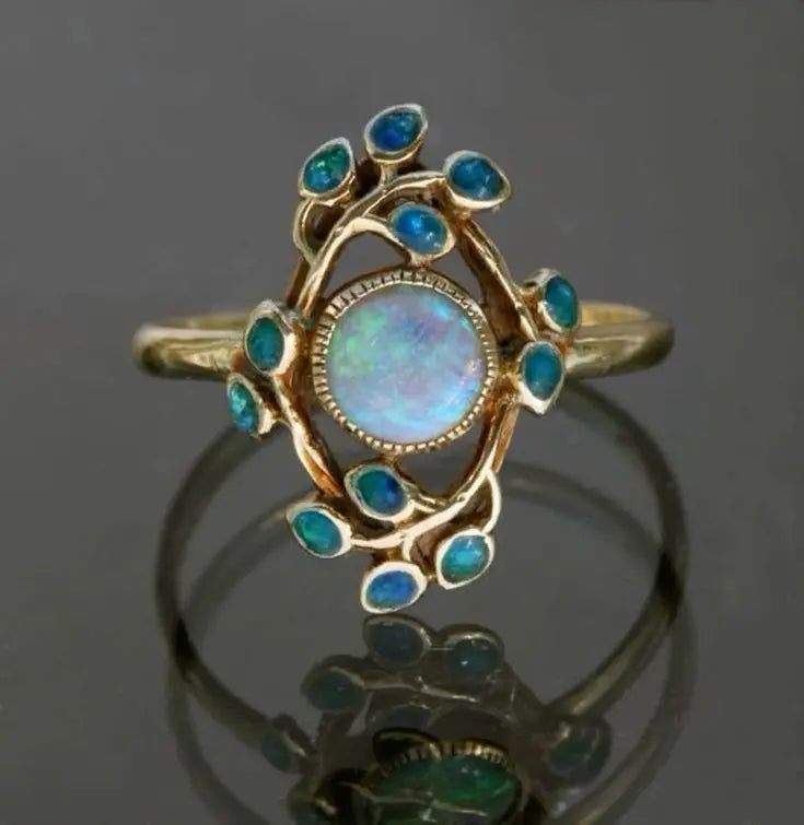 Anillo Azul de Cristales Vintage y Ópalo